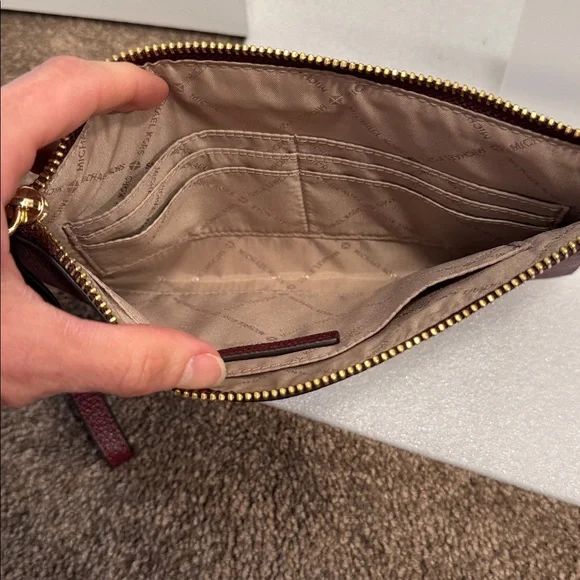 Michael Kors Pebbled Leather burgundy wine Wristlet Clutch - Picture 6 of 6